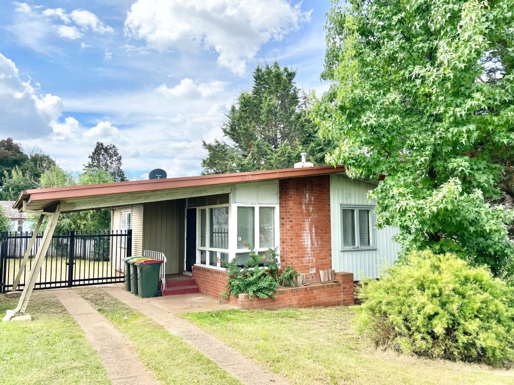 17 Goorawin Rd, Orange, NSW 2800