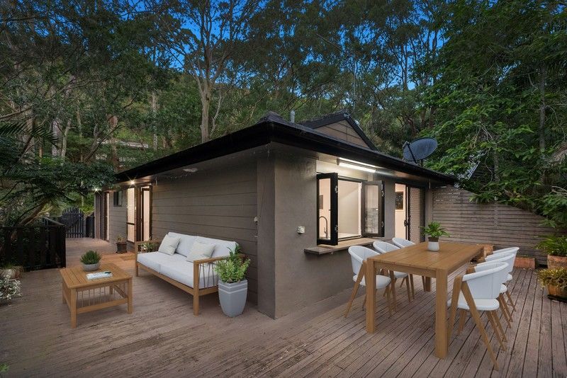 25 Como Pde, Pretty Beach, NSW 2257