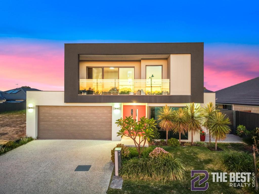 7 ELTHAM CRES, PIARA WATERS, WA 6112