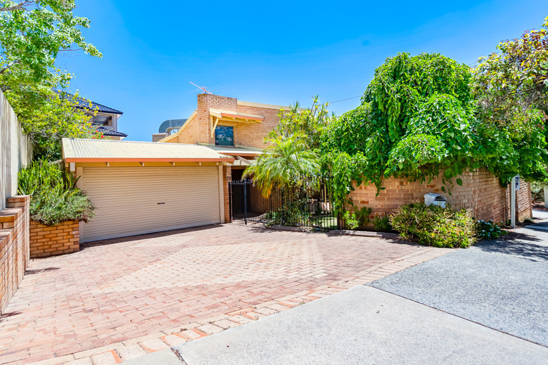 27 Roseberry Ave, South Perth, WA 6151