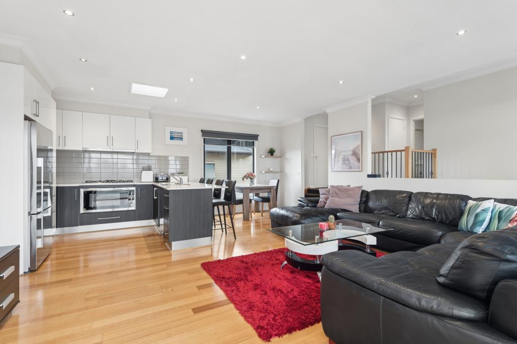 2/11 Maroondah Hwy, Lilydale, VIC 3140