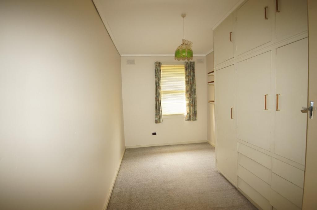 12 Tolmer Rd, Elizabeth Park, SA 5113