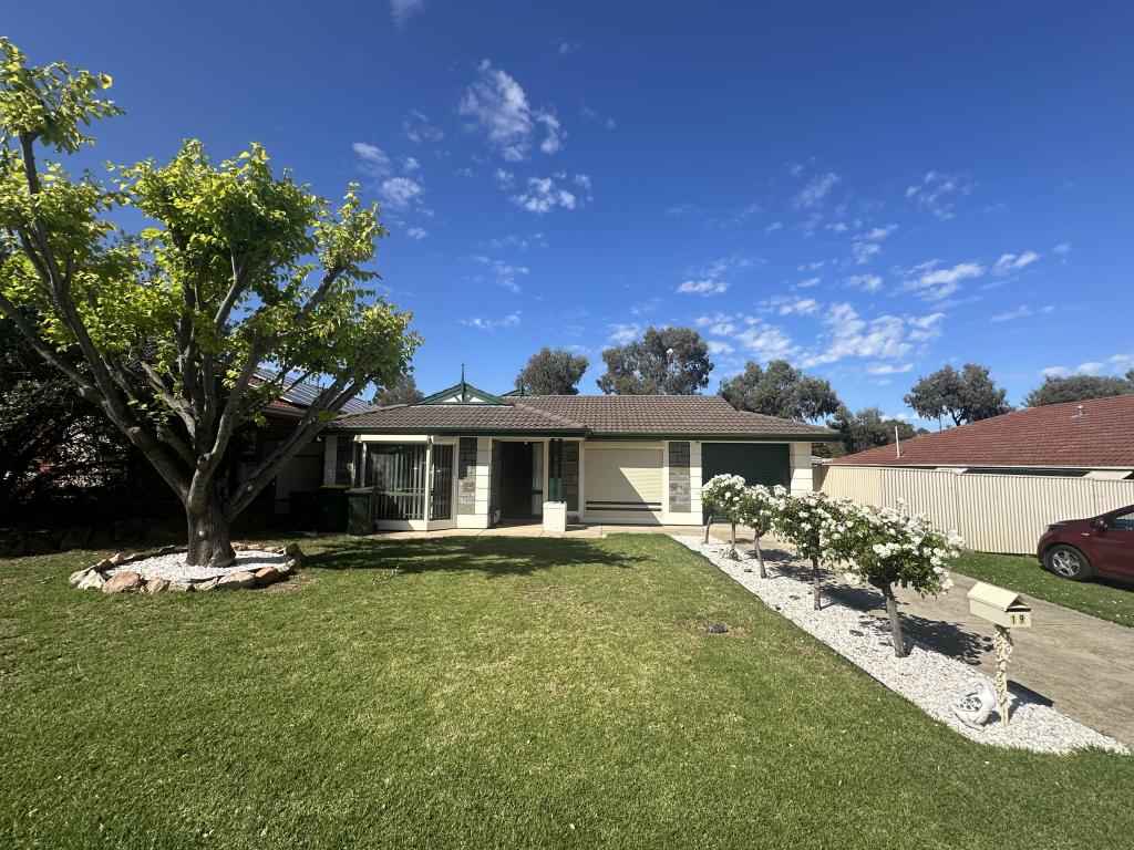 19 Castle Ct, Blakeview, SA 5114