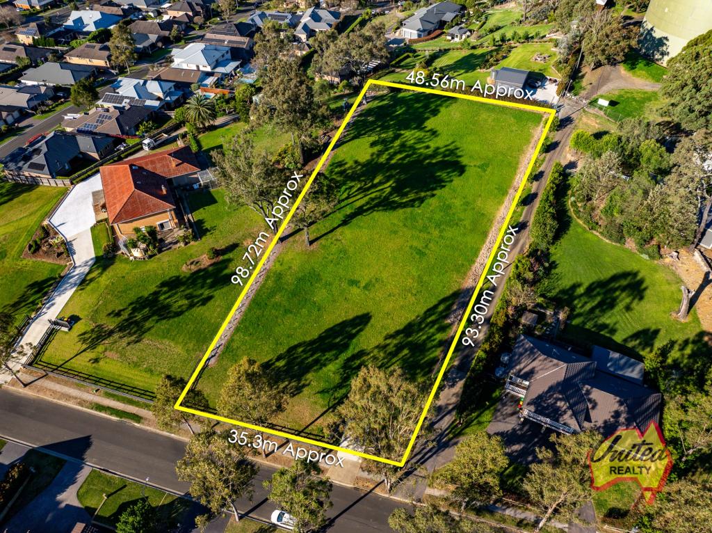 11 JACKEY DR, CAMDEN PARK, NSW 2570