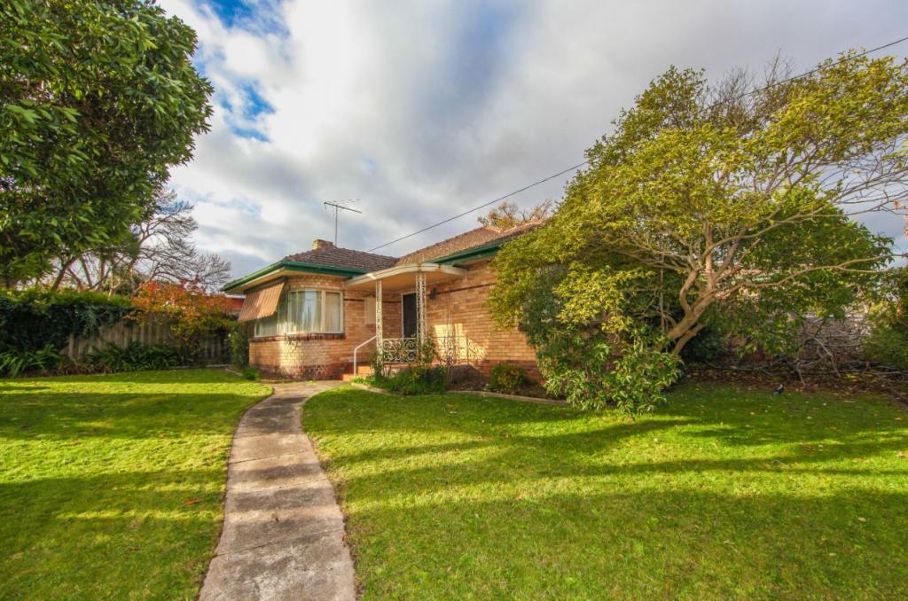 334 Station St, Box Hill South, VIC 3128