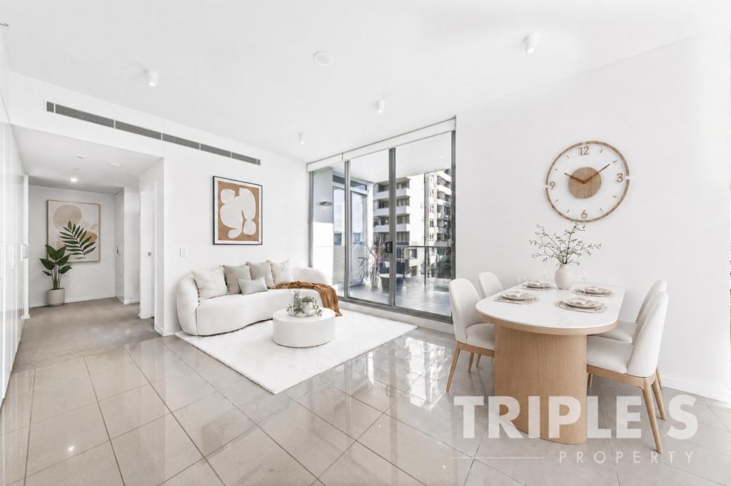 102/4 SAUNDERS CL, MACQUARIE PARK, NSW 2113