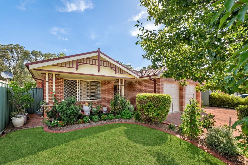 43 Freeman Cct, Ingleburn, NSW 2565