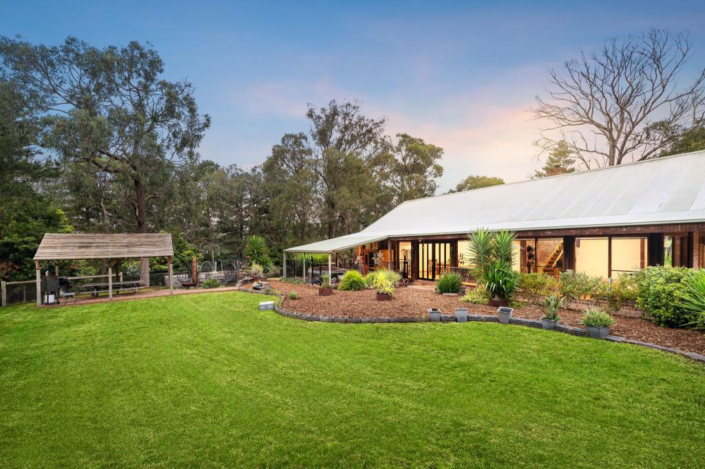 514 Kangaroo Ground-St Andrews Rd, Panton Hill, VIC 3759