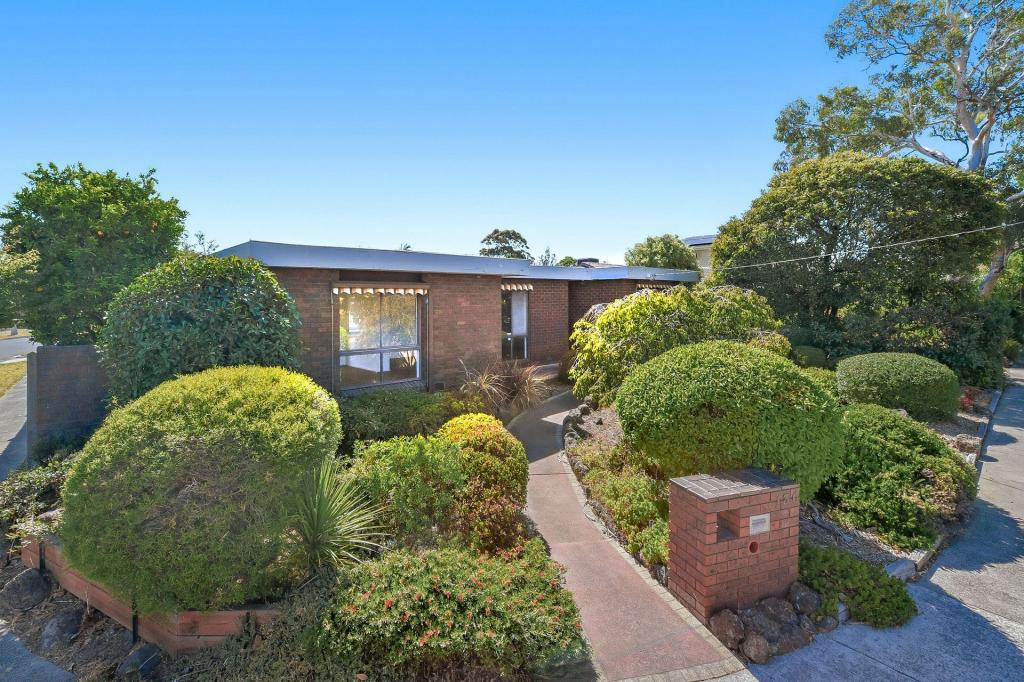 130 Brandon Park Dr, Wheelers Hill, VIC 3150