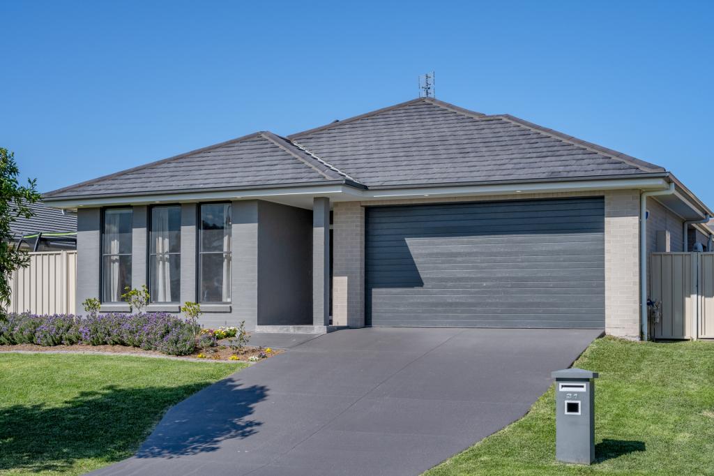 31 Carnarvon Cct, East Maitland, NSW 2323