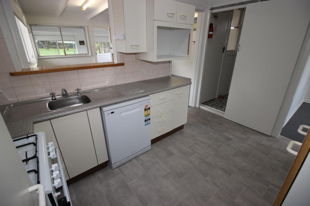 33 MINMI RD, EDGEWORTH, NSW 2285