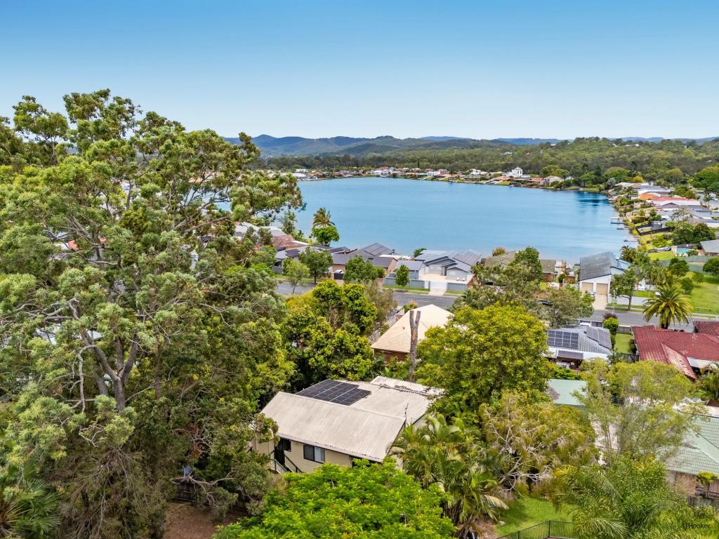 38 Currant St, Elanora, QLD 4221