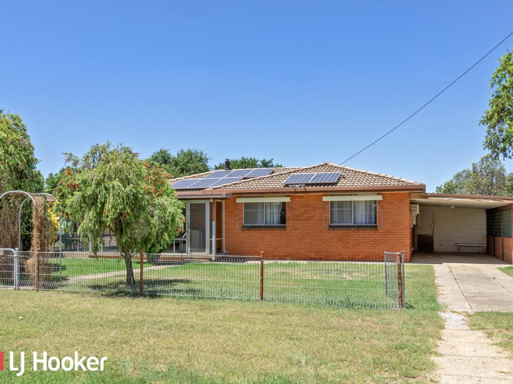 10 PARK AVE, MOONBI, NSW 2353