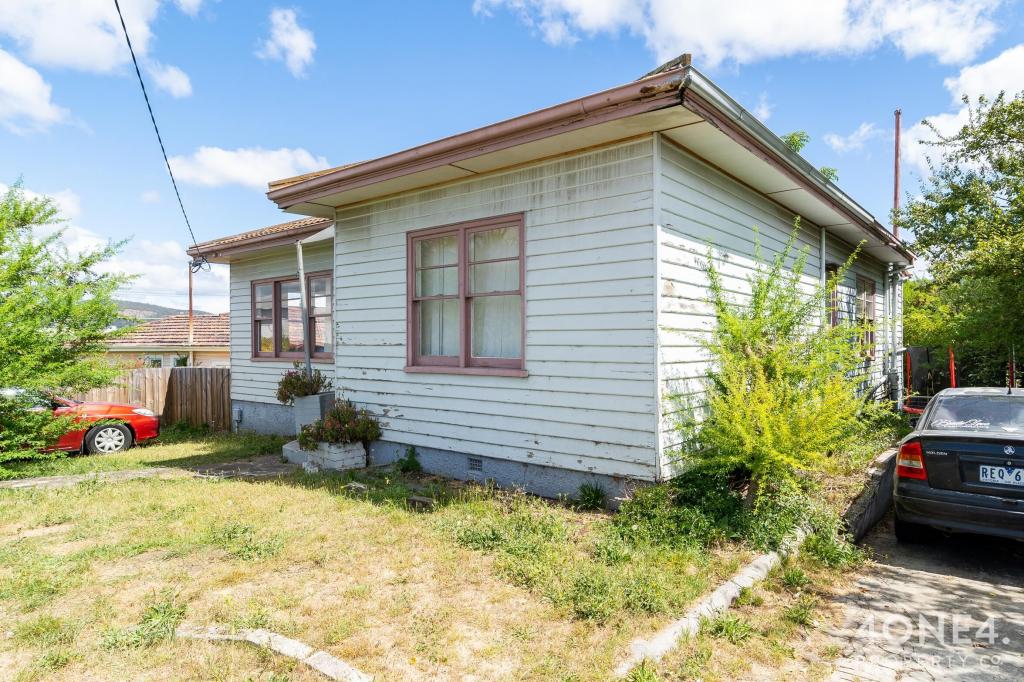 2 Elmsleigh Rd, Derwent Park, TAS 7009