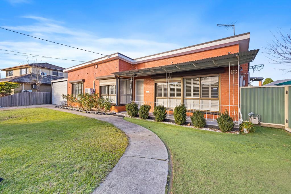 8 Grandview Ave, Mulgrave, VIC 3170