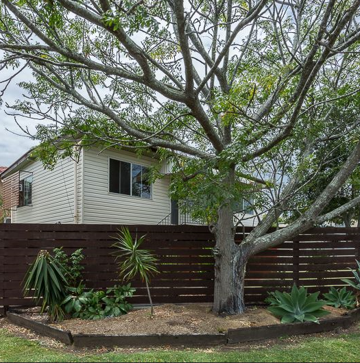 148 King St, Woody Point, QLD 4019