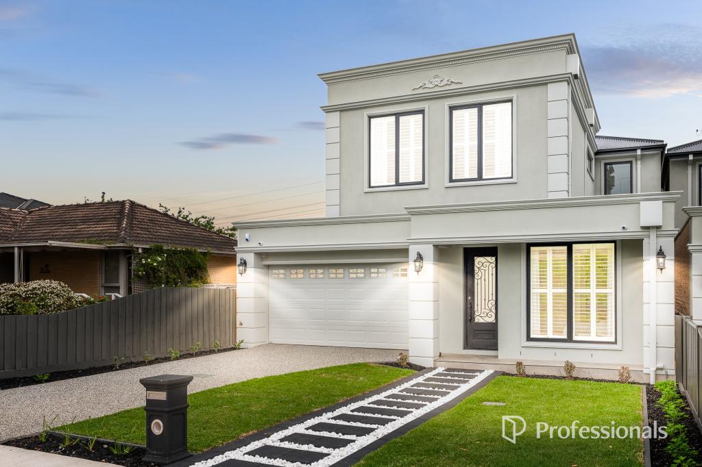 32B RANFURLIE DR, GLEN WAVERLEY, VIC 3150