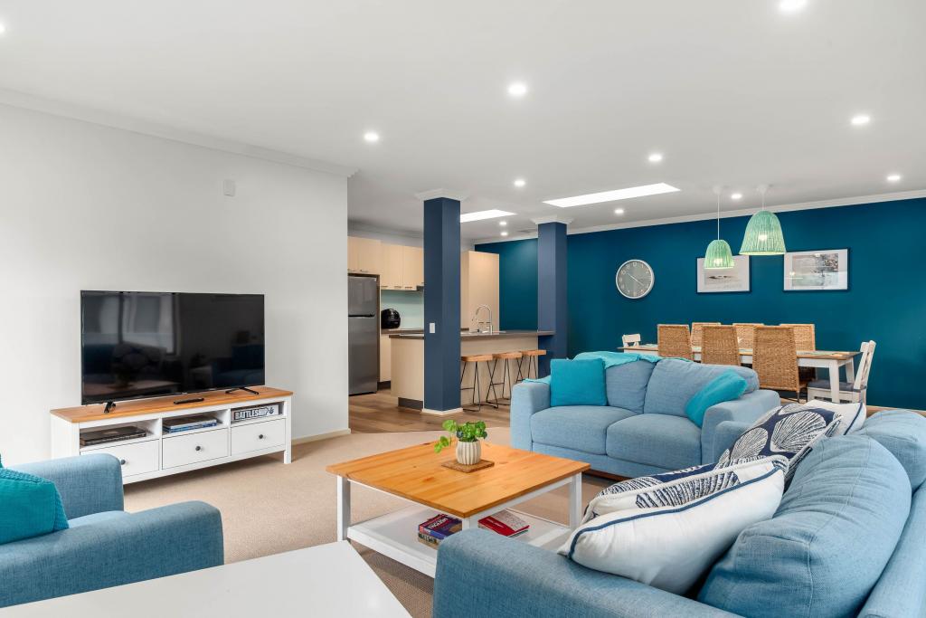 11/7 Beach St, Cowes, VIC 3922