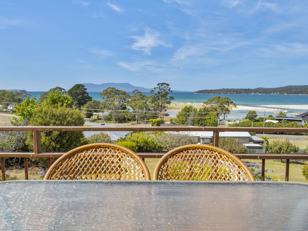 10 Alma Rd, Orford, TAS 7190