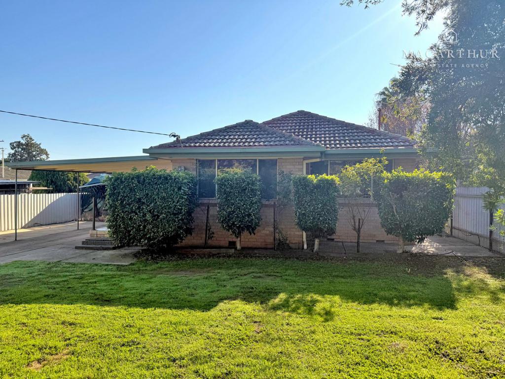16 Holloway St, Tolland, NSW 2650