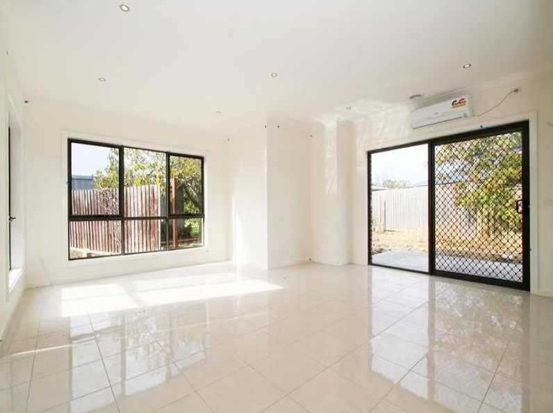 3/1 Titus Ct, Reservoir, VIC 3073
