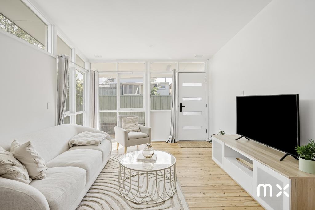 1 FAIRLOCH AVE, FARMBOROUGH HEIGHTS, NSW 2526