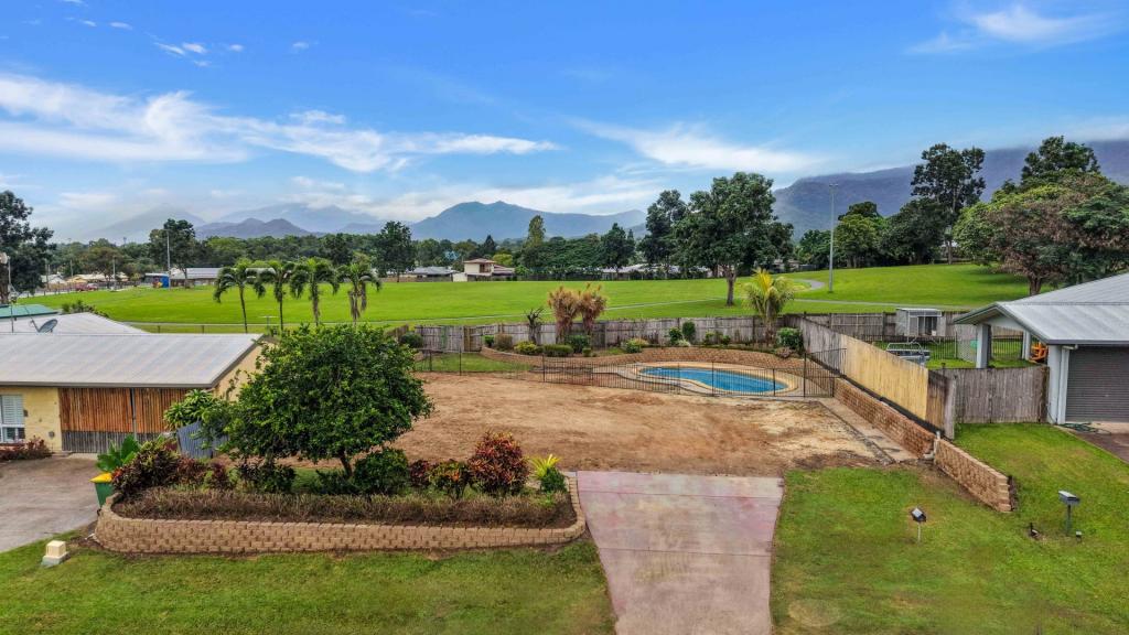 5 Diamond St, Mount Sheridan, QLD 4868
