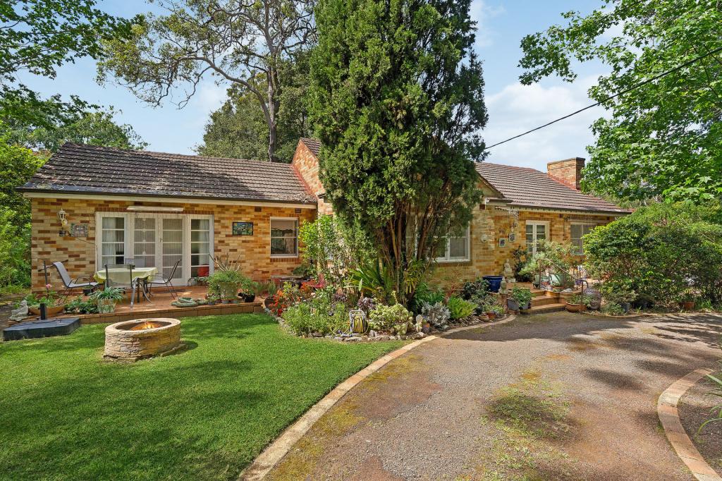 90 Warragal Rd, Turramurra, NSW 2074