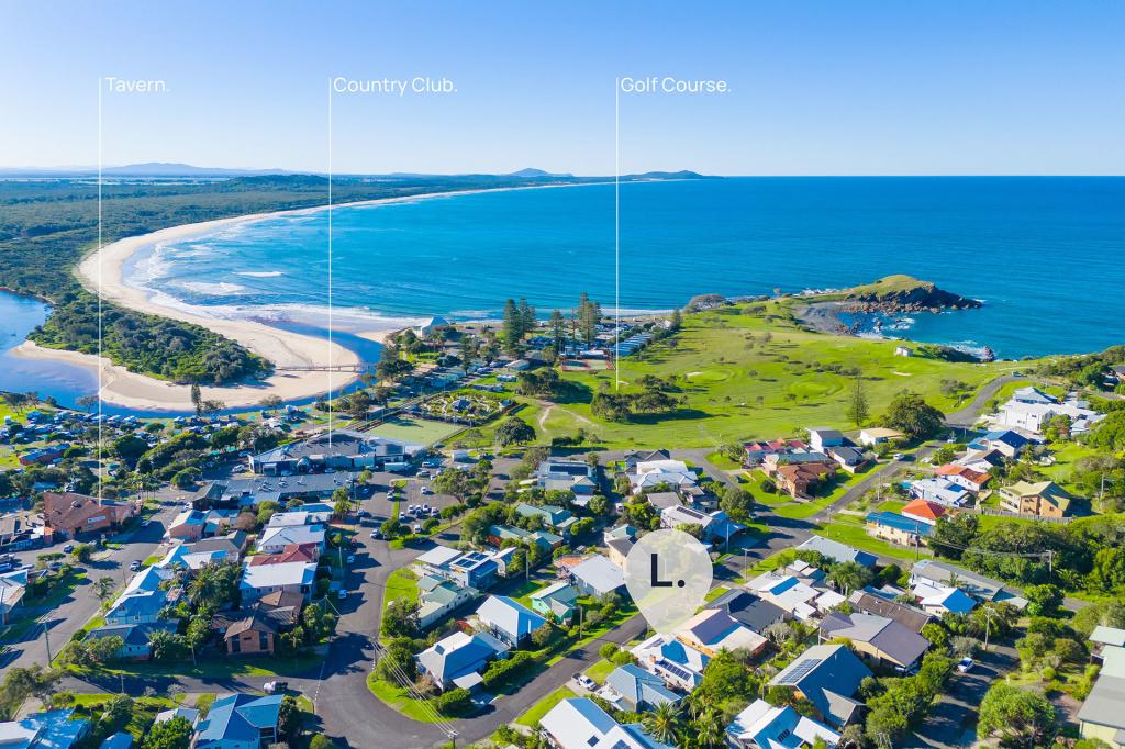 32 Stewart St, Crescent Head, NSW 2440