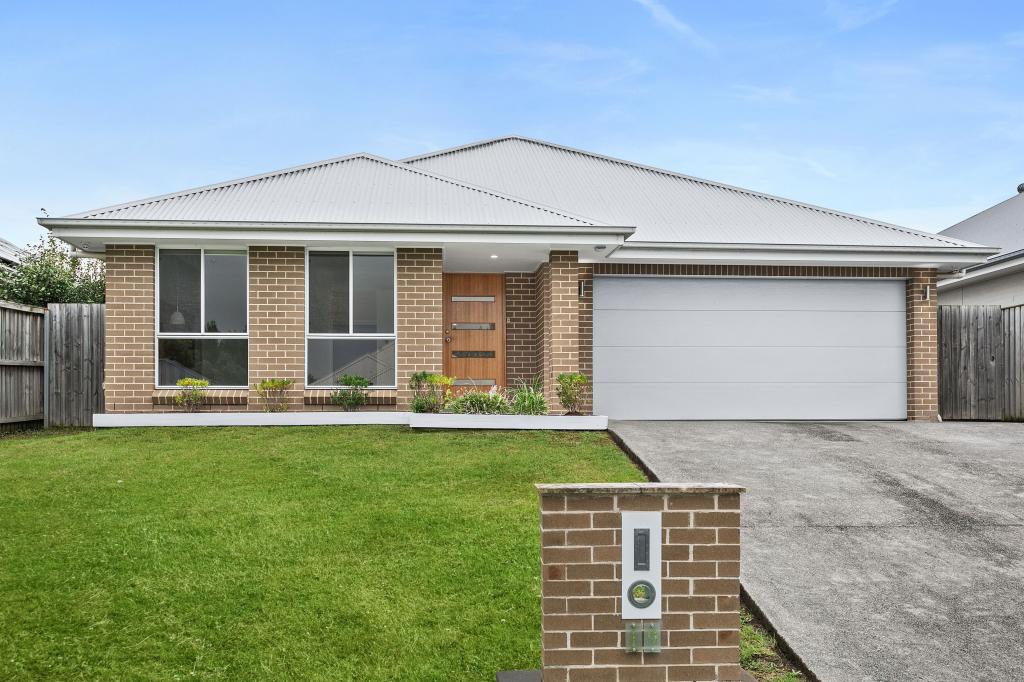 19 Wingello Cres, Tullimbar, NSW 2527