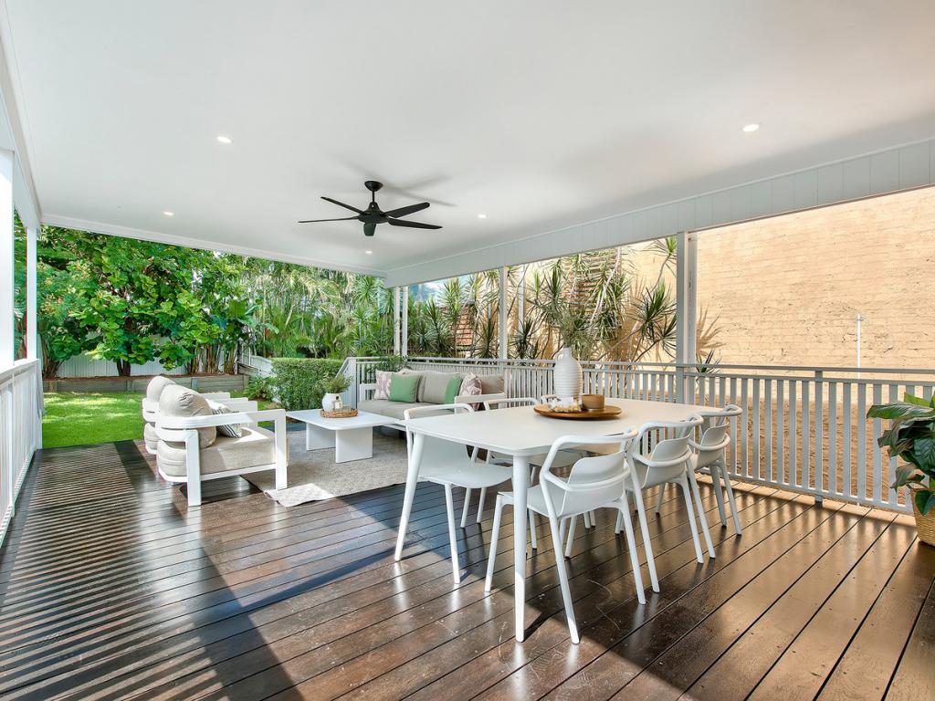 143 Macrossan Ave, Norman Park, QLD 4170