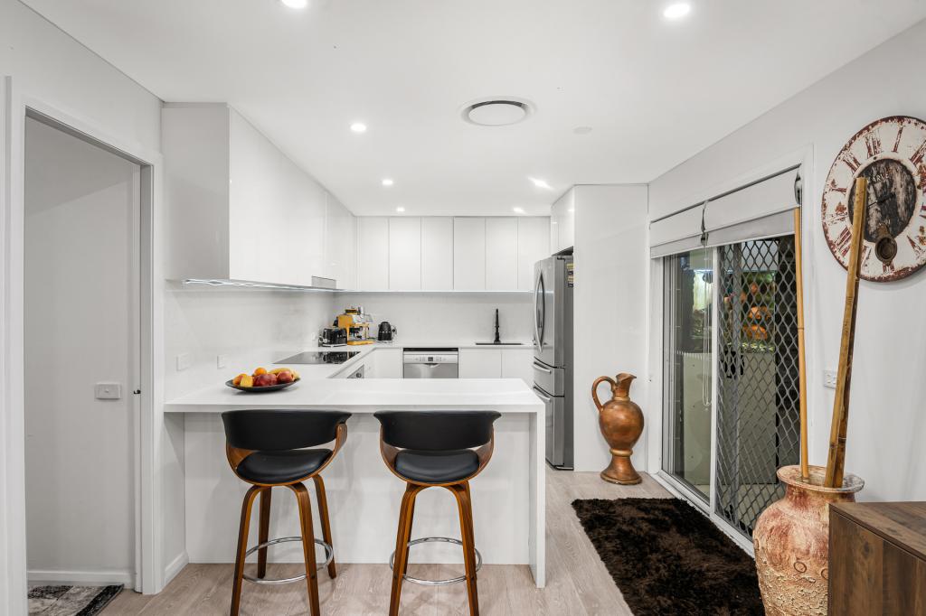 23 Roland St, Bossley Park, NSW 2176