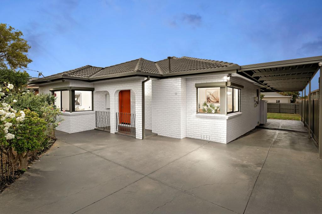 11 Dunbar Ave, Sunshine, VIC 3020
