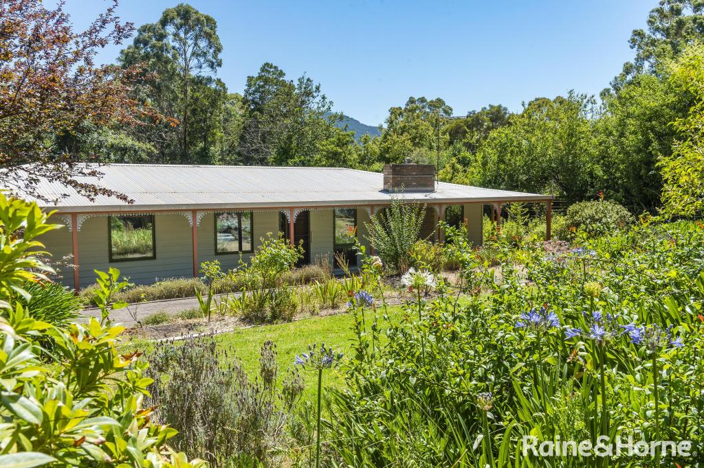 36 English St, Macedon, VIC 3440