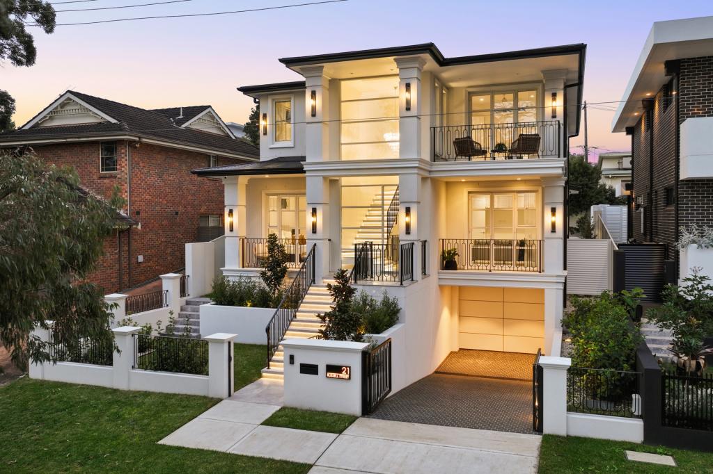 21 RUSSELL ST, OATLEY, NSW 2223