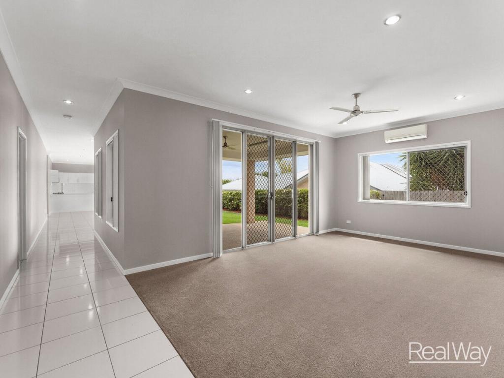 32 Possumwood Pl, Flinders View, QLD 4305