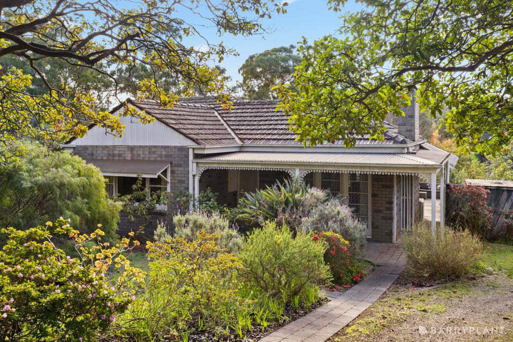 36 GRANT CRES W, RINGWOOD, VIC 3134