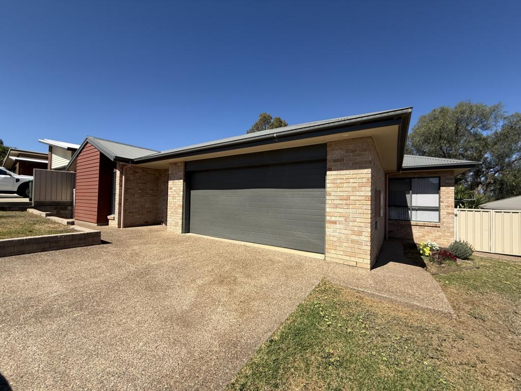 14 Mountain Gum Rd, Calala, NSW 2340