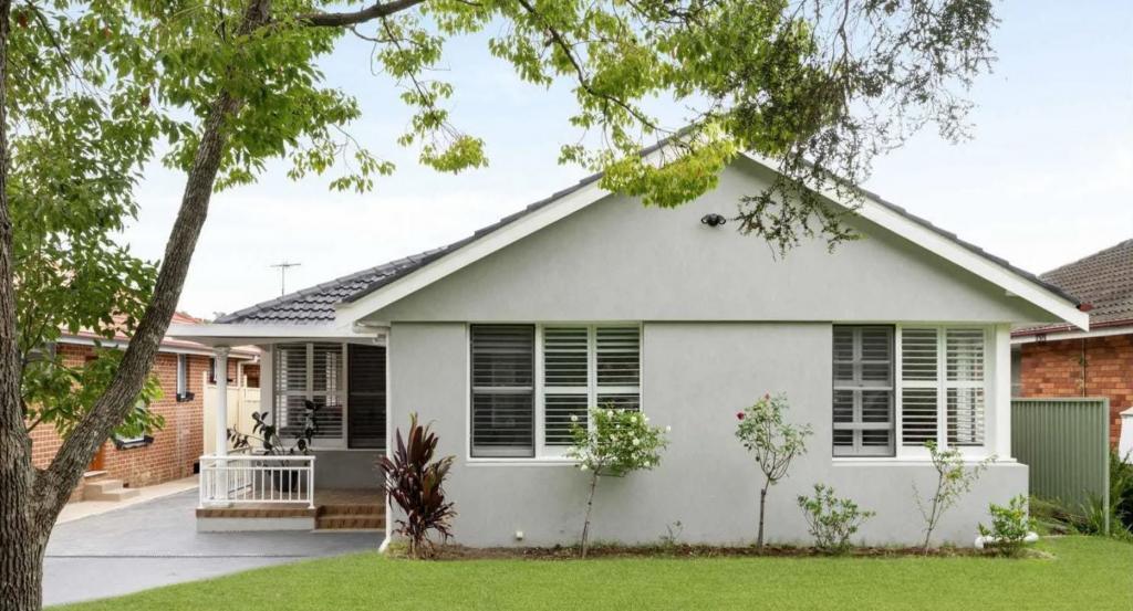 7 Sirius Pl, Riverwood, NSW 2210