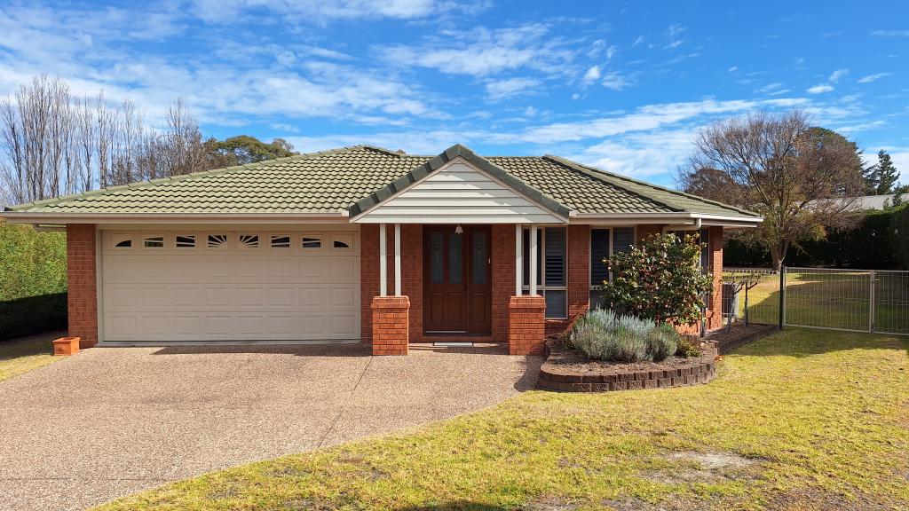 32 TORRISI TCE, STANTHORPE, QLD 4380