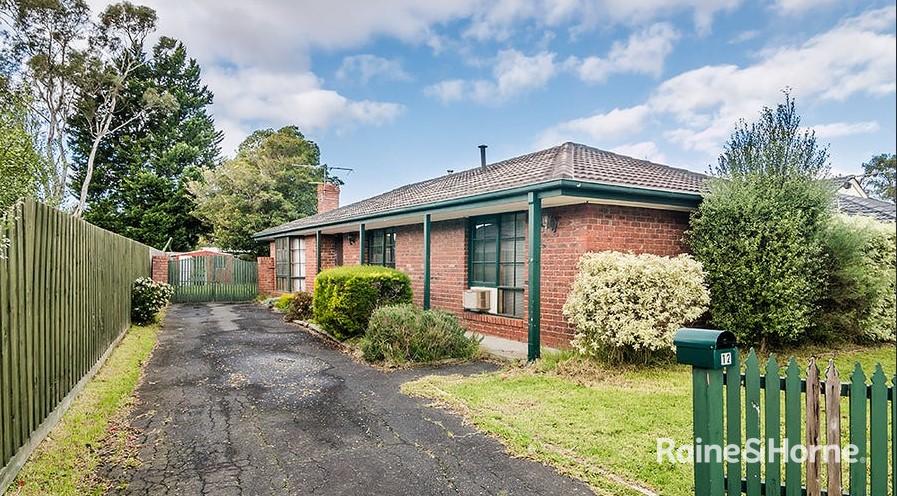 12 David Ave, Cranbourne, VIC 3977