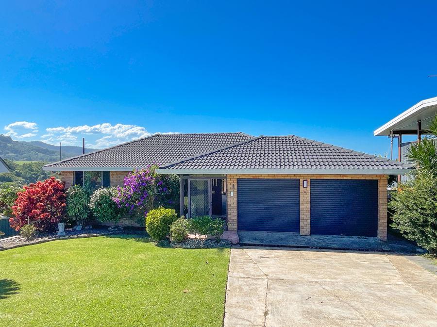 11 Macauleys Headland Dr, Coffs Harbour, NSW 2450