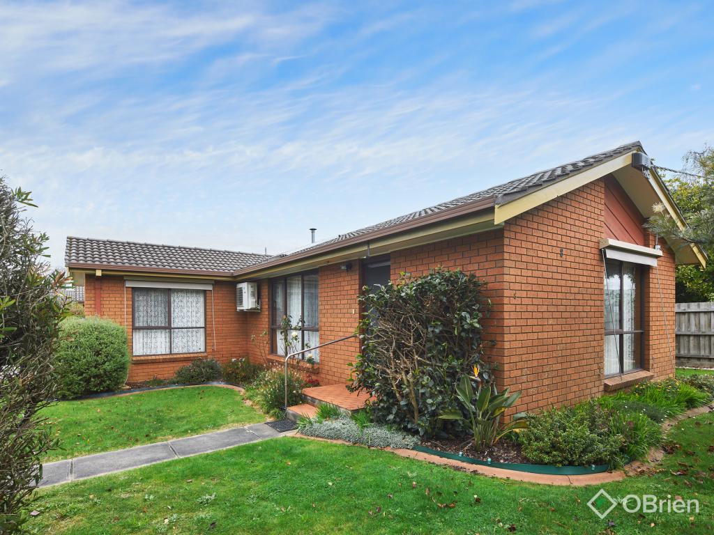 1/8 Hopetoun Rd, Drouin, VIC 3818