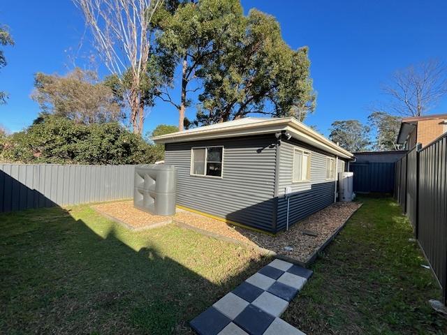 16a Balmoral Dr, Cambridge Park, NSW 2747