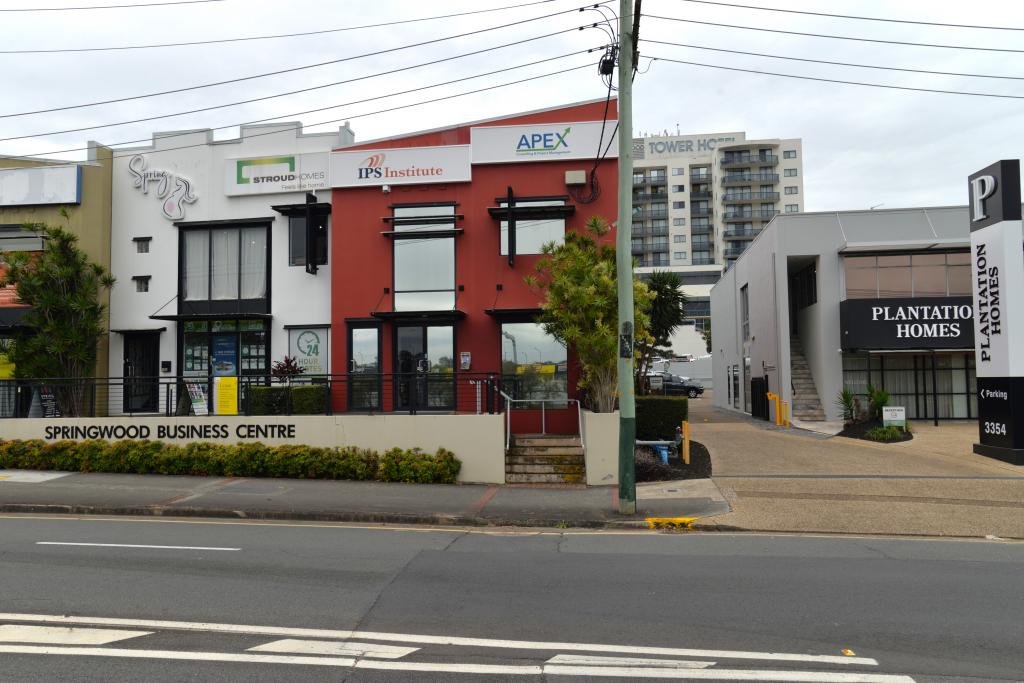 11/3352 PACIFIC HWY, SPRINGWOOD, QLD 4127