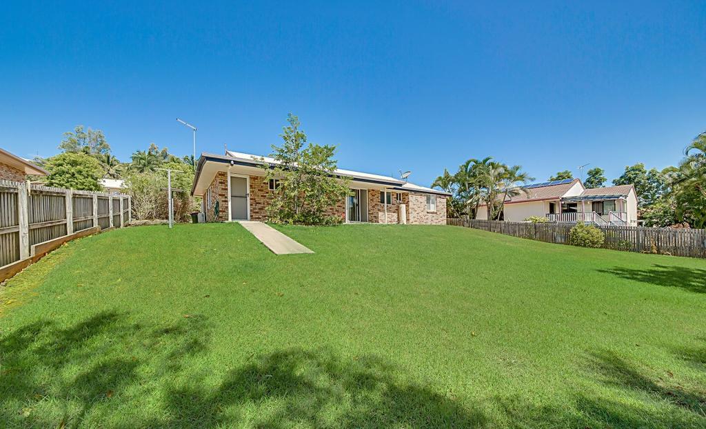 17 Sandalwood Dr, Lammermoor, QLD 4703