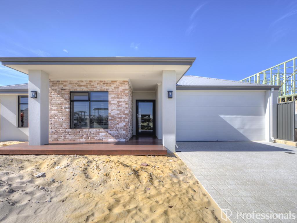 11 Solida Rd, Jindalee, WA 6036