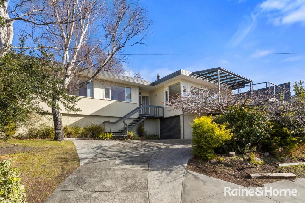 42 Auburn Rd, Kingston Beach, TAS 7050