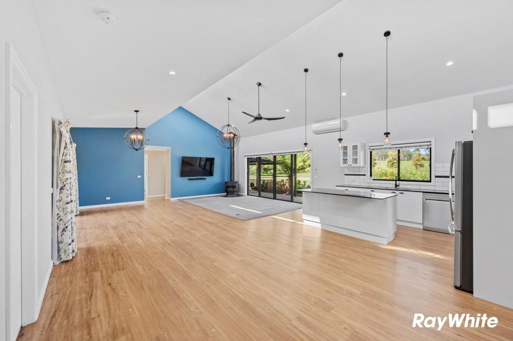 186 Vulcan St, Moruya, NSW 2537