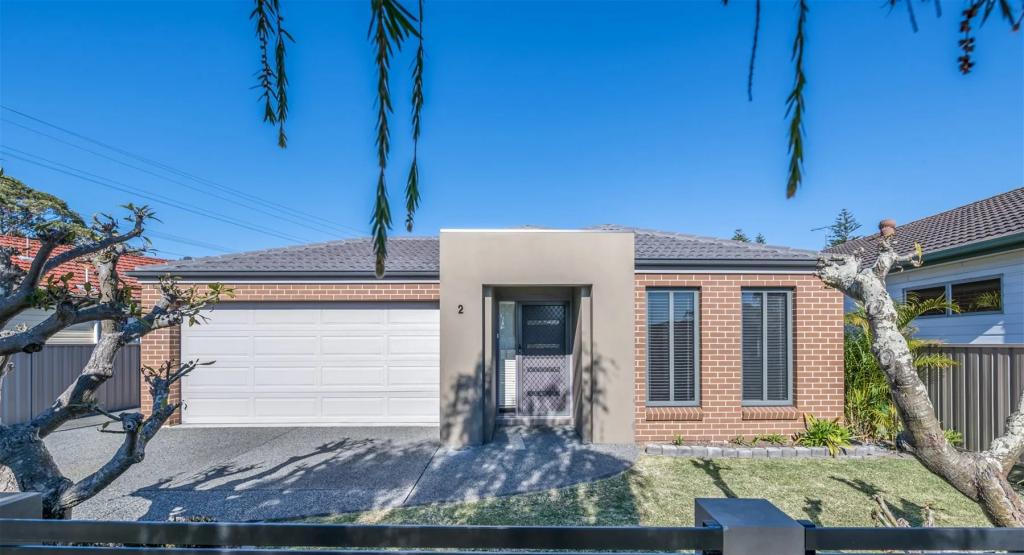 2 Marks Point Rd, Marks Point, NSW 2280